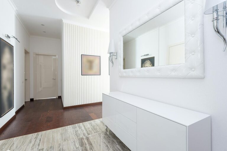 How to Keep Your Entryway Clean and Simple for a Welcoming Home